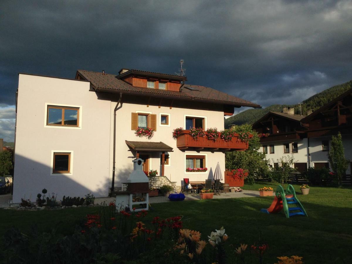 Ferienwohnung Haus Cosso Niederdorf Exterior foto